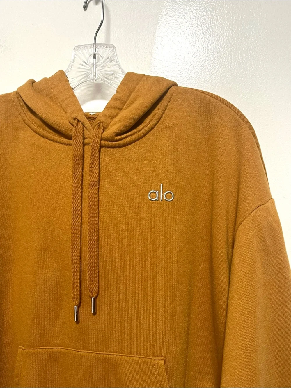 Alo Yoga Accolade Hoodie Toffee Gold Fits Like S / M Oversized Cozy Logo